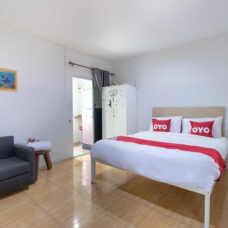 מלון בנגקוק Oyo 644 Pong Pai House מראה חיצוני תמונה